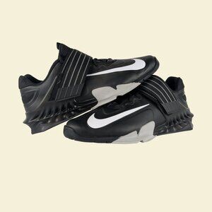 Men's size 10.5 Nike Slavaleos weightlifting training shoes